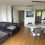 Wundervolle Aussicht In Bester Lage Auf 
