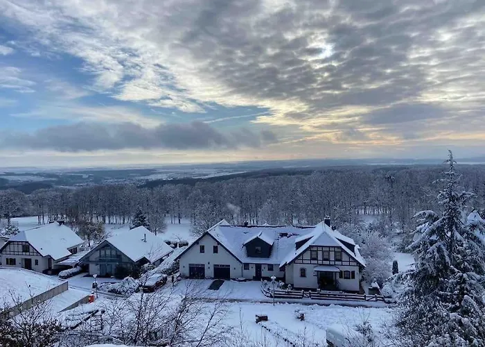 Wundervolle Aussicht In Bester Lage Auf 
